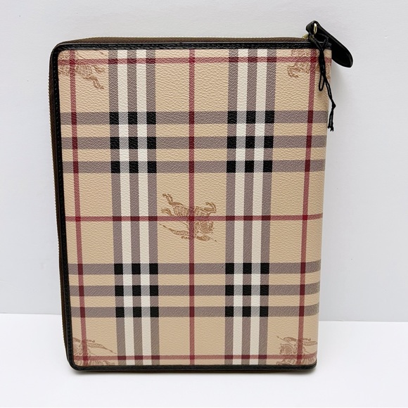 Burberry Haymarket Check Coated Logo Canvas iPad 2 Zip Cover Case - Picture 3 of 12